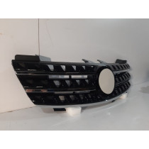Mercedes ML W164 Frontgrill / Kühlergrill SCHWARZ – 13340