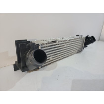 BMW 5er F10 / F11 2.0i Ladeluftkühler 7618769 – 13747