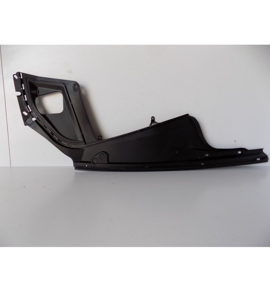 BMW 5 F10/F11 Befestigung der Motorhaubendichtung L – 3763