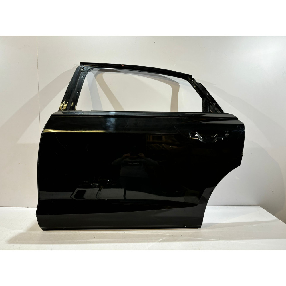 AUDI A8 D5 4N LONG...
