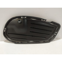 MERCEDES C W205 AMG Kühlergrillblende R – 15890