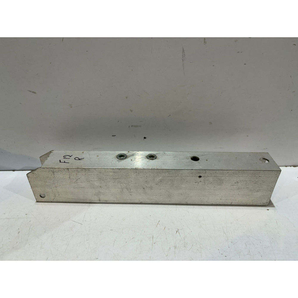 BMW 6 F06 F12 Unterer Crumple-Zone-Bereich rechts – 16092