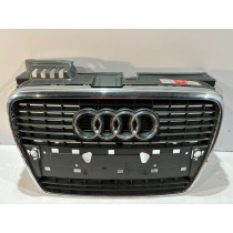 AUDI A4 B7 8E0 Kühlergrill / Kühlerverkleidung – 16356