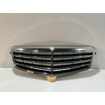MERCEDES E W212 Kühlergrill / Kühlerverkleidung – 16366