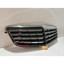 MERCEDES E W212 Kühlergrill / Kühlerverkleidung – 16366