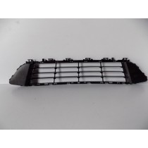 BMW X1 F48/F49 Mittlerer Stoßfängergrill – 3981