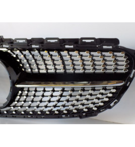 Mercedes W205 LCI Attrappe / Kühlergrill Distronic – 4064
