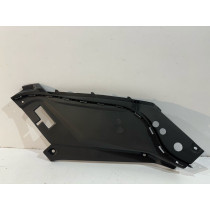 VOLVO XC90 16–24 Gurtabdeckung vorne rechts – 17788