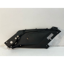 VOLVO XC90 16–24 Gurtabdeckung vorne links – 17789