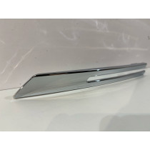 VOLVO XC60 II 22–24 Chrom-Kühlergrill, rechts – 17972