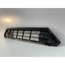 VOLVO XC40 23 – Mittlerer Stoßfängergrill PDC – 17861
