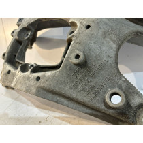 AUDI A4 B8 A5 8T Getriebehalterung – 16917