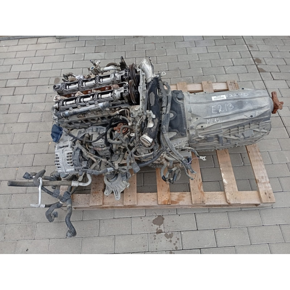 MERCEDES W213 MOTOR 220D...