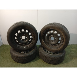 BMW 1 E87 Winterräder Klebr 205/55 R16 5x120 ET42 – 1001