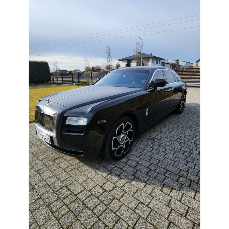 Rolls-Royce Ghost 2011 V12...