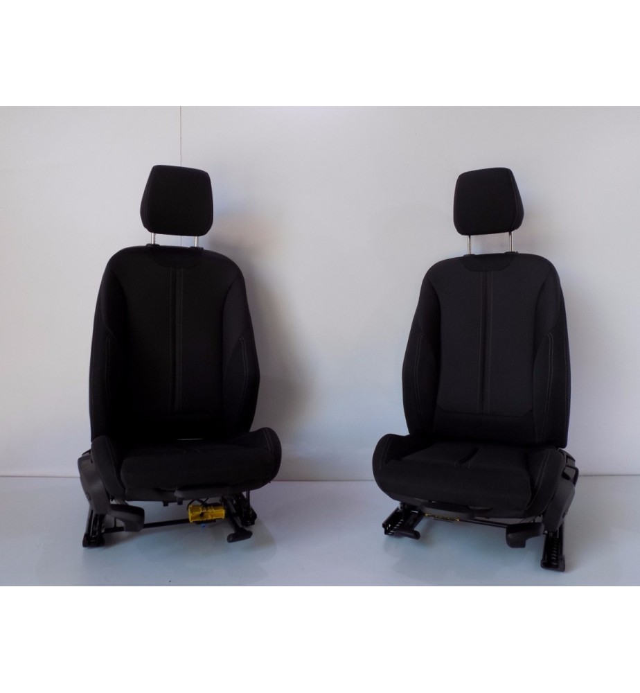 BMW 1 F20 LCI Vordersitze...