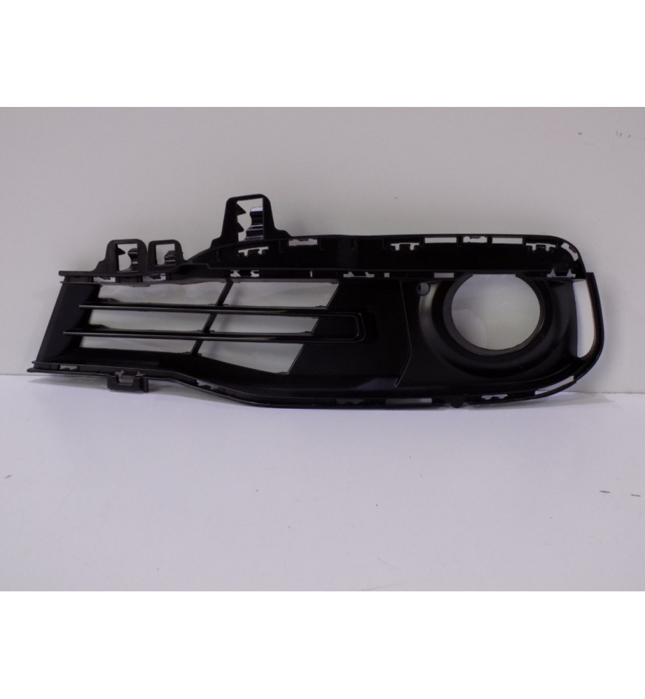 BMW 3er F30 / 31 LCI – Stoßfängergitter links – 4247