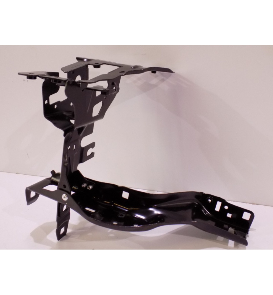 BMW 5 G30/31 – Lampenhalter / L-Linse – 4253