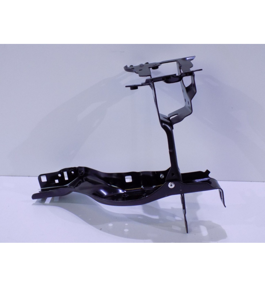 BMW 5 G30 / 31 – Lampenhalterung / Linsenhalterung R – 4254