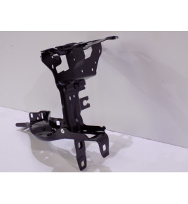 BMW 5 G30 / 31 – Lampenhalterung / Linsenhalterung R – 4254