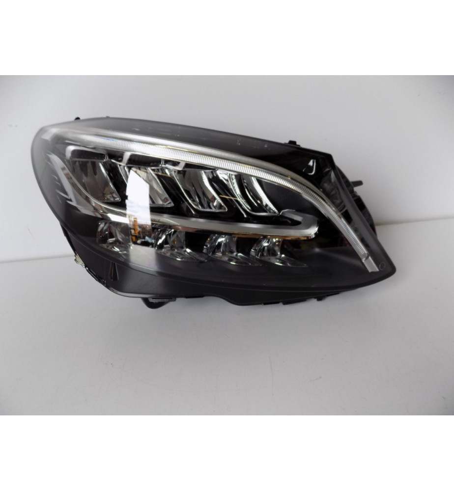Mercedes-Benz C W205 LCI LED-Leuchte – rechts 6406