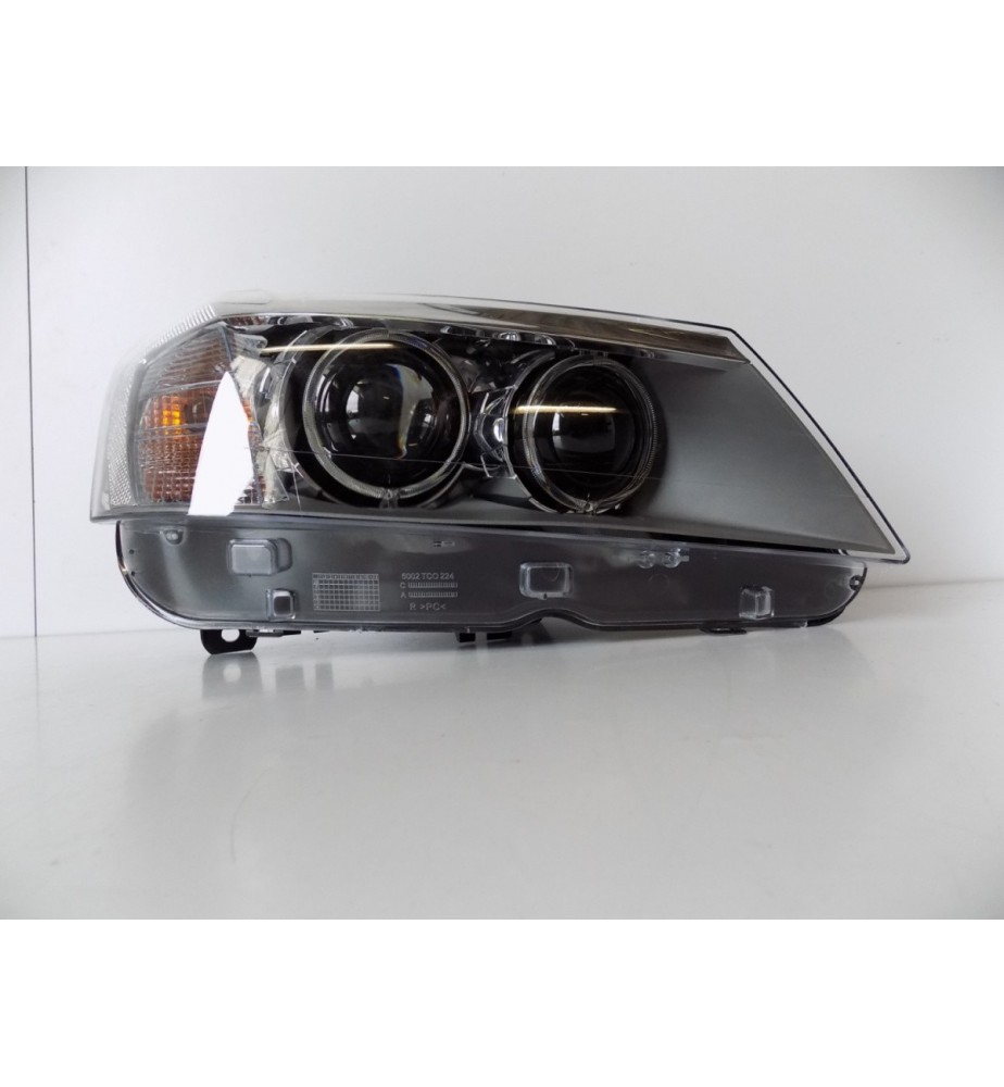 BMW X3 F25 Bi-Xenon-Scheinwerfer rechts – 6422