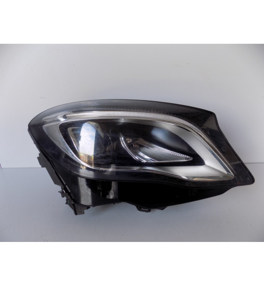 Mercedes-Benz GLA W156 LED-Leuchte – R – 4404