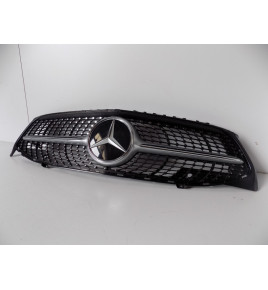 Mercedes CLA W118 Kühlergrill „Diamond“ – 4440