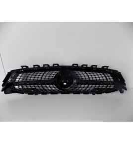 Mercedes CLA W118 Kühlergrill „Diamond“ – 4440