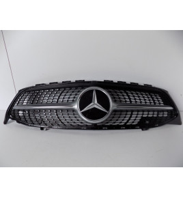 Mercedes-Benz CLA W118 Kühlergrill „Diamond“ – 4441