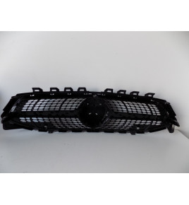 Mercedes-Benz CLA W118 Kühlergrill „Diamond“ – 4509