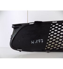 Mercedes A-Klasse W177 – Mittlere Stoßstangengitter – 10338