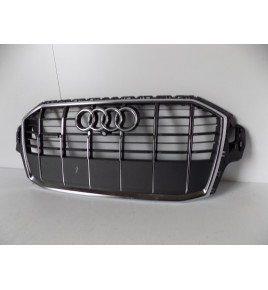 Audi Q7 4M Kühlergrill / Attrappe / Kamera – 10527