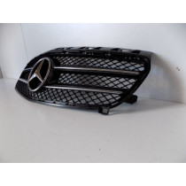 Mercedes A-Klasse W176 Frontgrill / Kühlergrill – 10669