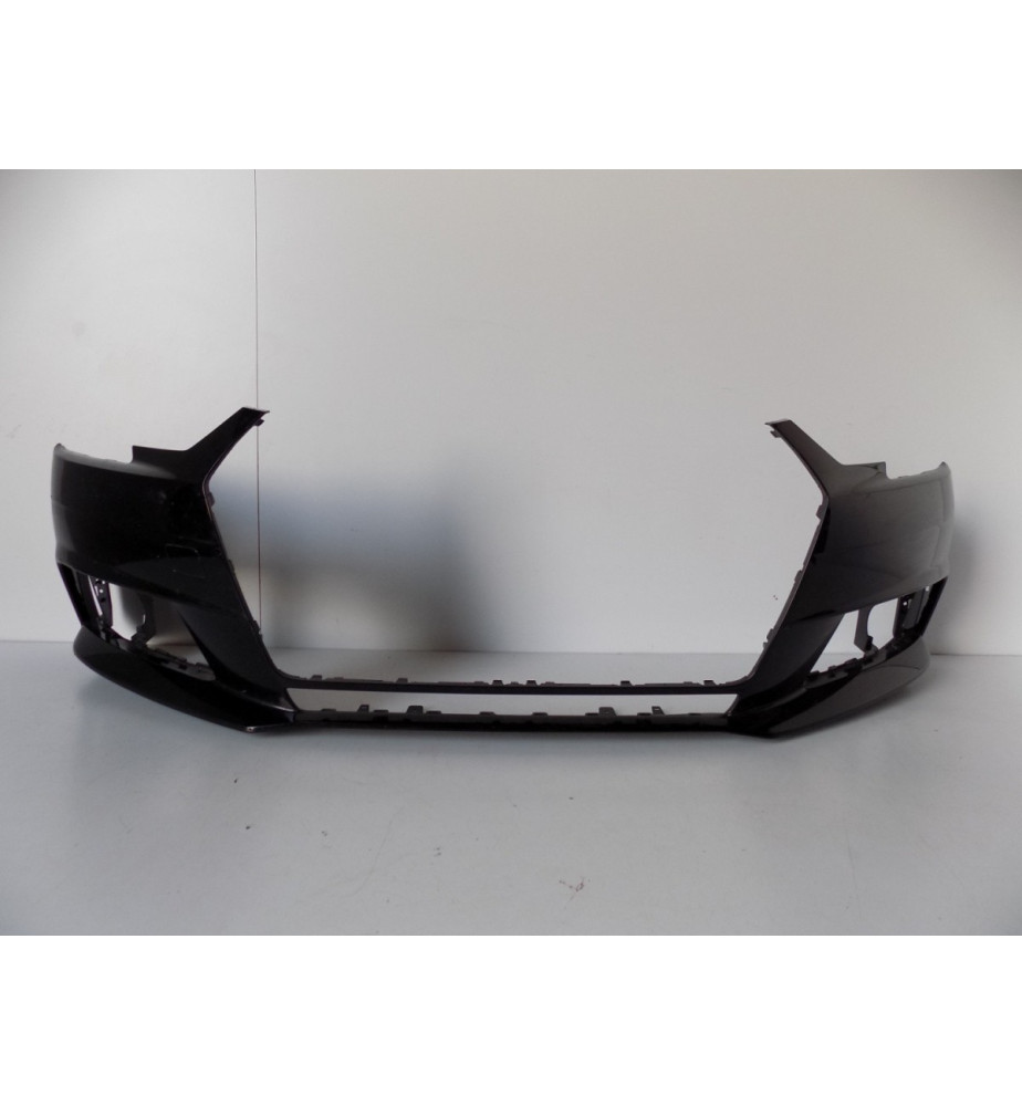 Audi A4 8W Frontstoßstange...