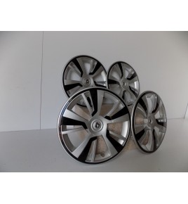 Renault – 16-Zoll-Radkappen – 10887