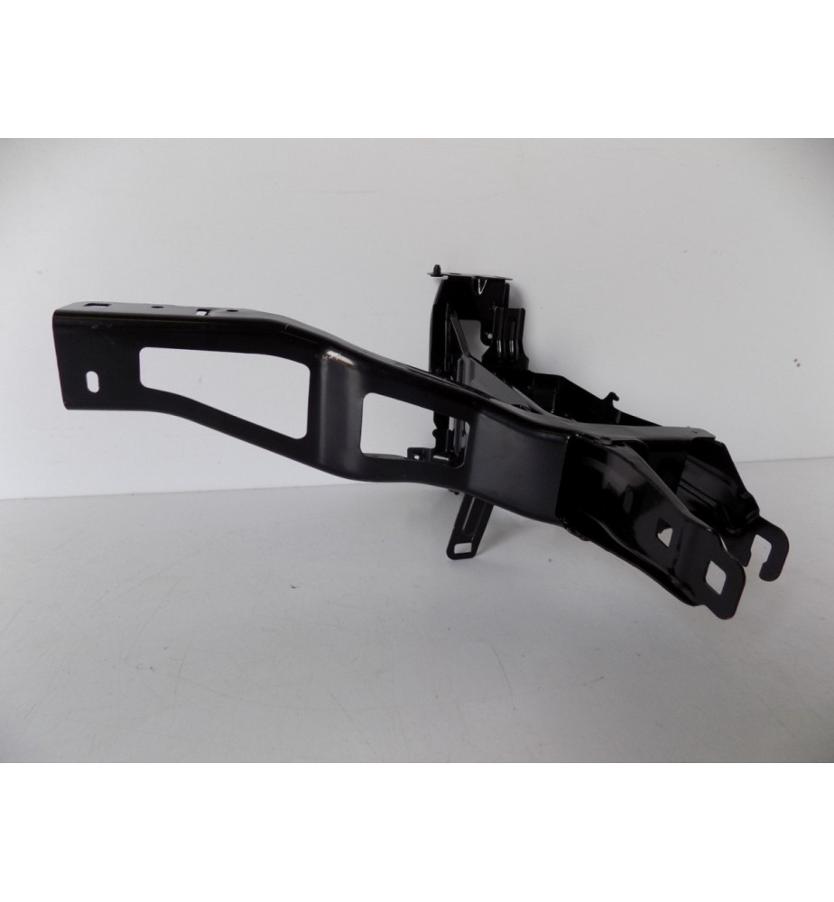 BMW X3 G01/02 – Lampenhalter / L-Linse – 11061