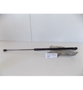 Mercedes W204 – Motorhaubenscharniere, rechts – 2930