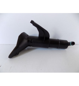 VW Touareg 7P Scheinwerferwaschanlage rechts – 11399