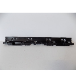 BMW 5er G30 / G31 – Querstrebenabdeckung – 11985