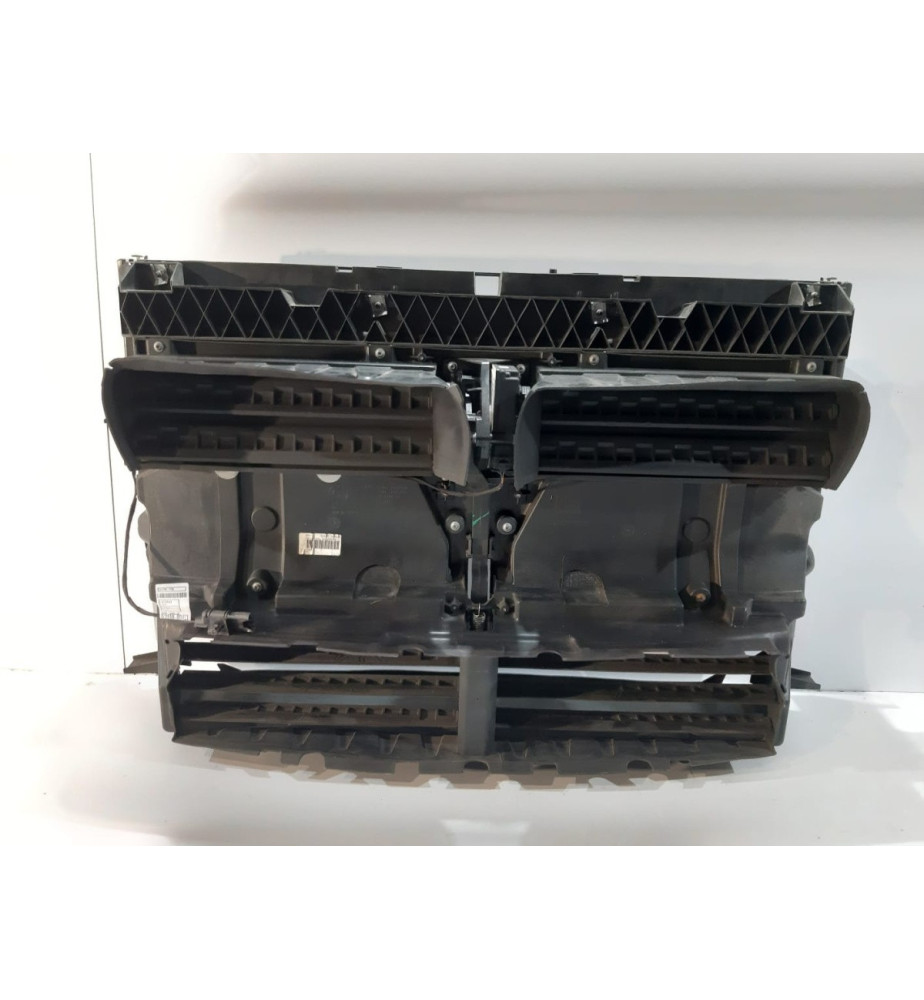 BMW 2 F45 / F46 Luftklappe...