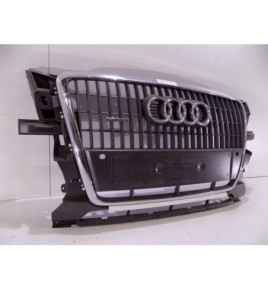 AUDI Q5 8R0 – Kühlergrill