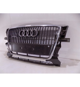 AUDI Q5 8R0 – Kühlergrill