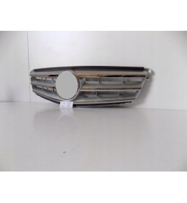 Mercedes C-Klasse W204 Frontgrill / Kühlergrill – 3120