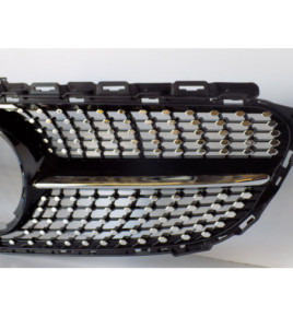 Mercedes W205 LCI Attrappe / Kühlergrill Distronic – 4064