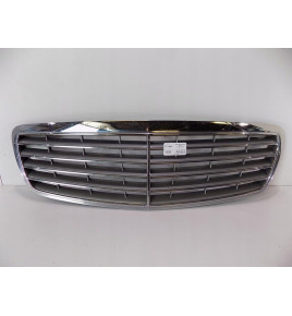 Mercedes W211 E-Klasse ATRAPA / KÜHLERGRILL – 0830