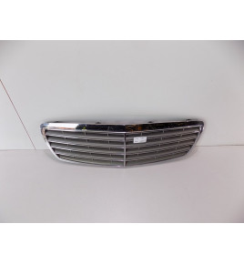 Mercedes W211 E-Klasse ATRAPA / KÜHLERGRILL – 0830