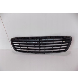 Mercedes W211 E-Klasse ATRAPA / KÜHLERGRILL – 0830