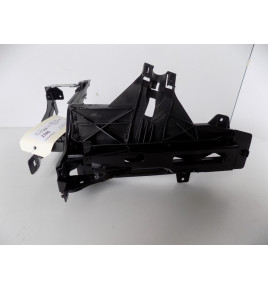 BMW 5 F10 Halterung / Lampenfassung links – 3506